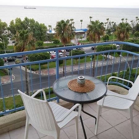 לימסול Sea Front & City Center, Amazing Sea View מראה חיצוני תמונה
