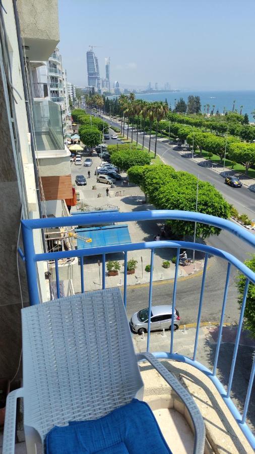 לימסול Sea Front & City Center, Amazing Sea View מראה חיצוני תמונה