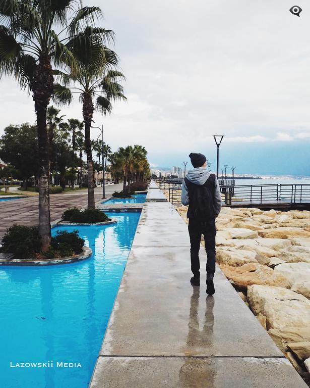 לימסול Sea Front & City Center, Amazing Sea View מראה חיצוני תמונה