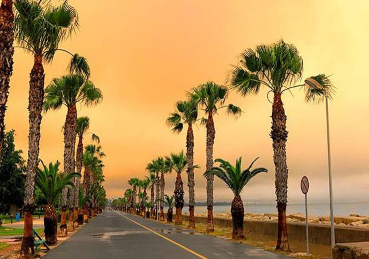 לימסול Sea Front & City Center, Amazing Sea View מראה חיצוני תמונה